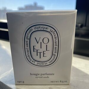 Diptyque Violette Candle - 6.5oz
